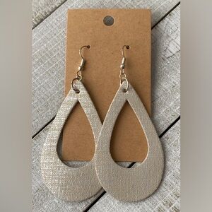 Cream Leather Earrings w/Linen Printed Shimmer